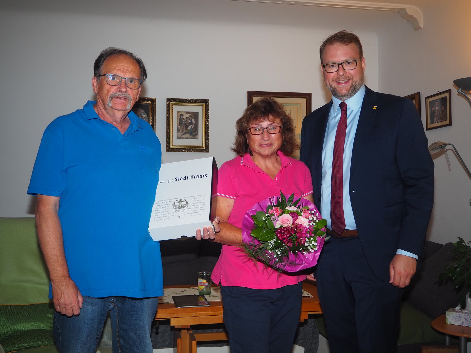 Vizebürgermeister Florian Kamleitner gratulierte Waltraud und Hermann Dreissker zur Goldenen Hochzeit.