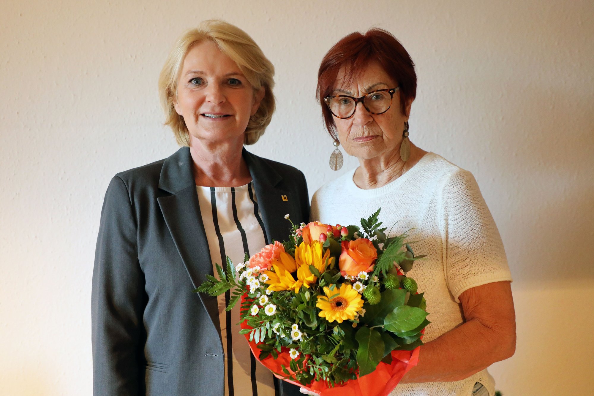 Vizebürgermeisterin Eva Hollerer gratulierte Martina Hofinger zum 80. Geburtstag.